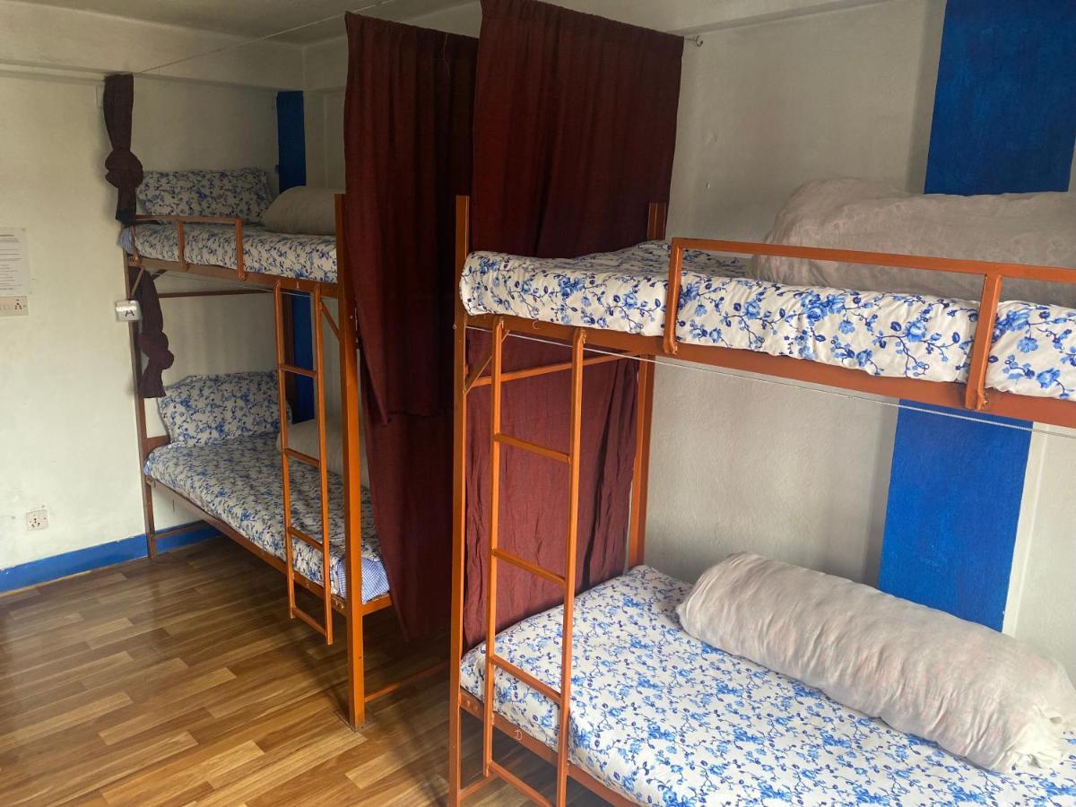 Planet Nomad Hostel Katmandou Extérieur photo