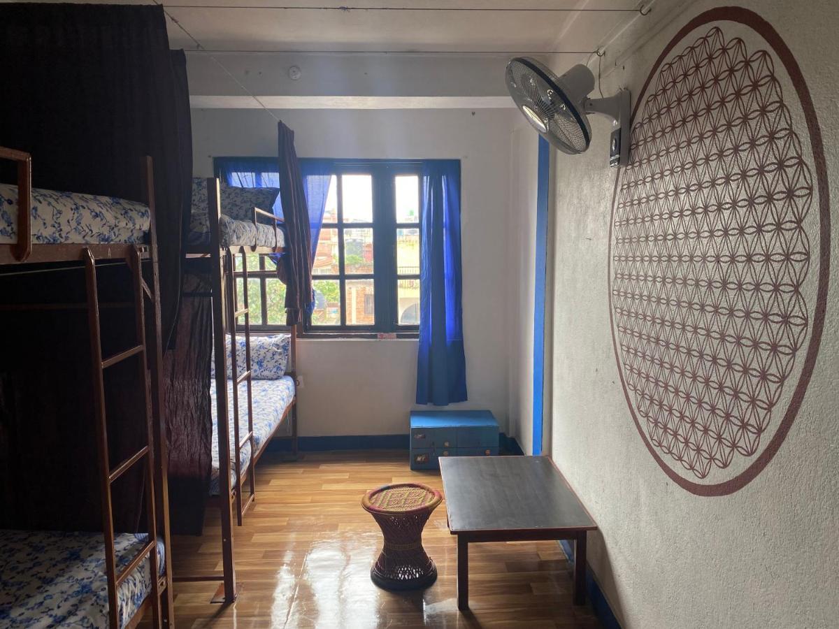 Planet Nomad Hostel Katmandou Extérieur photo