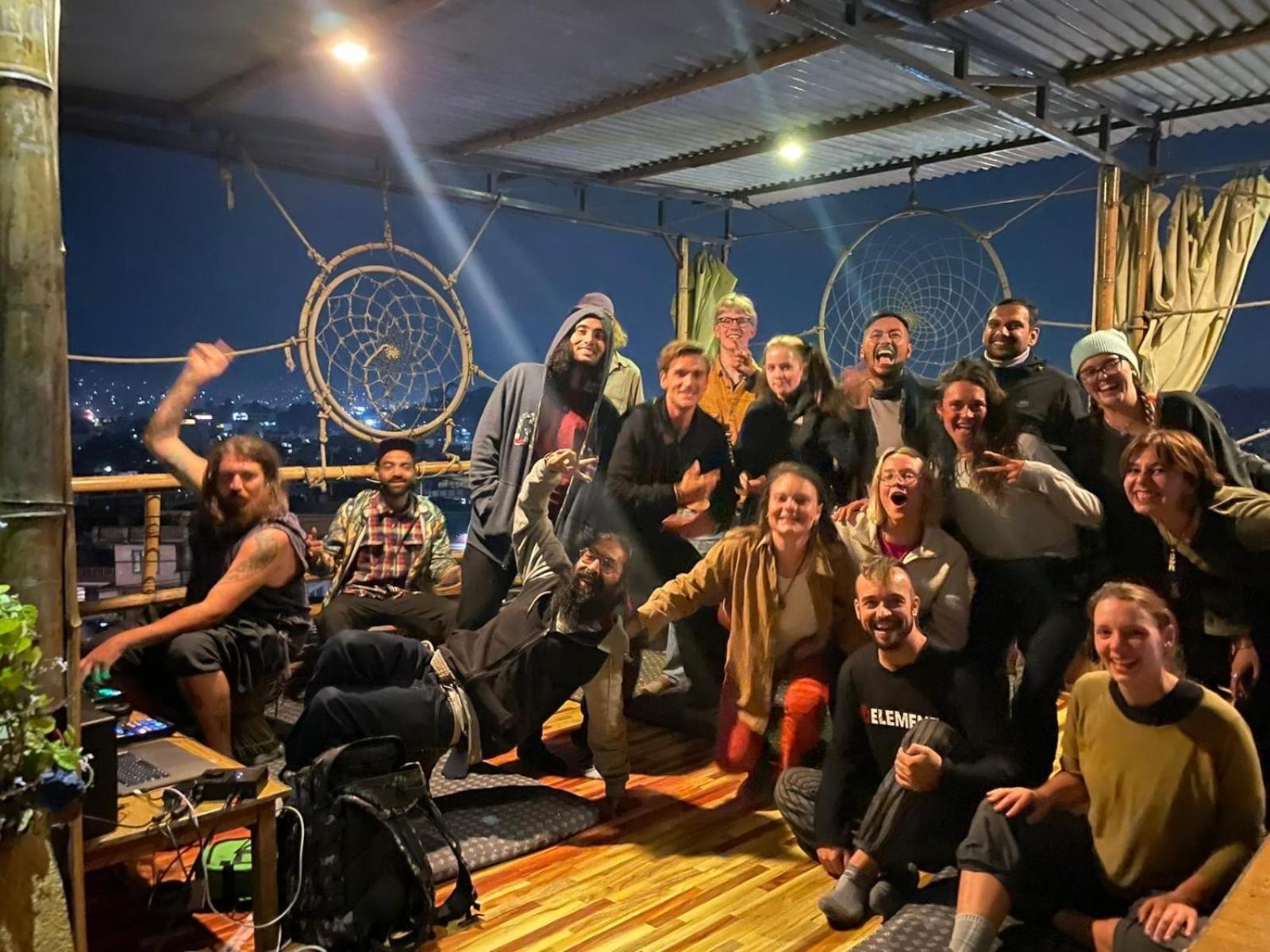 Planet Nomad Hostel Katmandou Extérieur photo